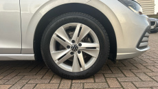 Volkswagen Golf 1.5 TSI 150 Life 5dr Petrol Hatchback